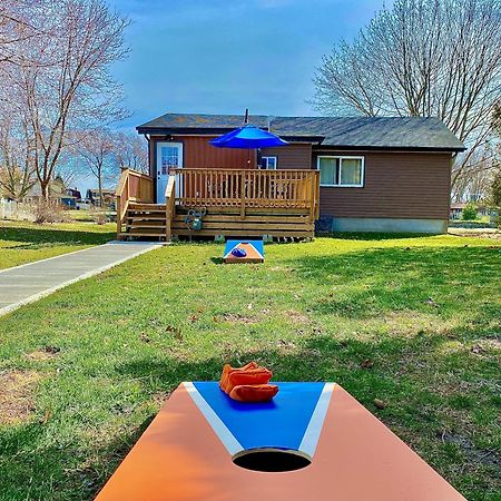 Creekside Cottage - Kayak, Sup, Fishing, Game Room, Steps To The Beach Kingsville エクステリア 写真